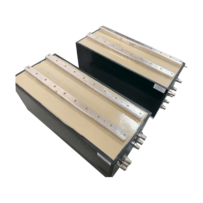 Un confronto completo tra condensatori di filtro a corrente continua ad alta tensione per la moderna elettronica di potenza